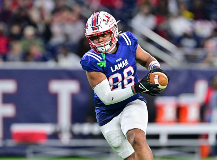 atascocita lamar football texas high school playoff regional semifinal tom dendy 2023 TIM_8420